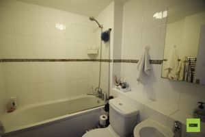 Photo 25- click for photo gallery